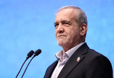 رئیس جمهور وارد کرمانشاه شد 