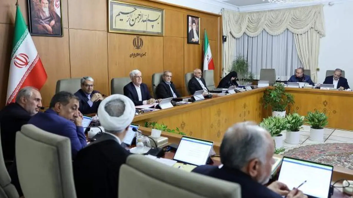 تأکید پزشکیان بر تسریع گردآوری داده‌ها برای طرح‌های جی‌نف، کاداستر و ماده ۱۶۹ مکرّر مالیاتی 