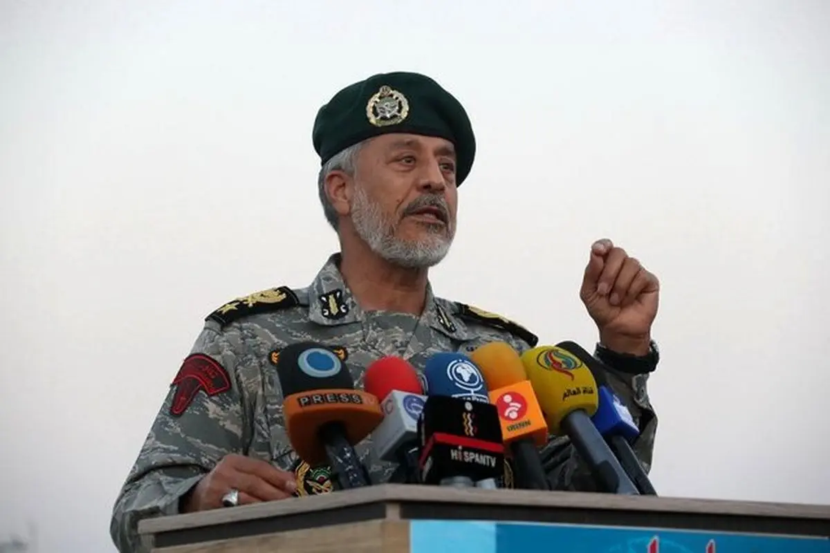 امیر دریادار سیاری: سامانهها، مهمات و تجهیزات زیادی در اختیار یگانهای ارتش قرار گرفت