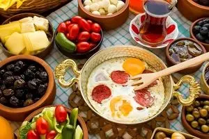 فردا صبحانه چی بخوریم؟/دستور تهیه چند صبحانه مقوی و خوشمزه