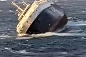 کشتی پوتین غرق شد