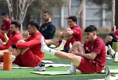 عکس لو رفته از اولین خرید پرسپولیس در نقل و انتقالات