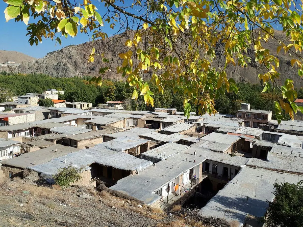 این روستای ایرانی هیچ کوچه و خیابانی ندارد!