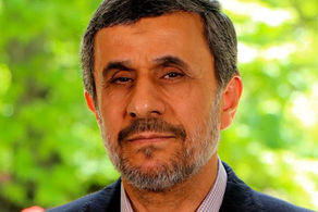 توییت احمدی‌نژاد درباره ممانعت از ورود بانوان به ورزشگاه

