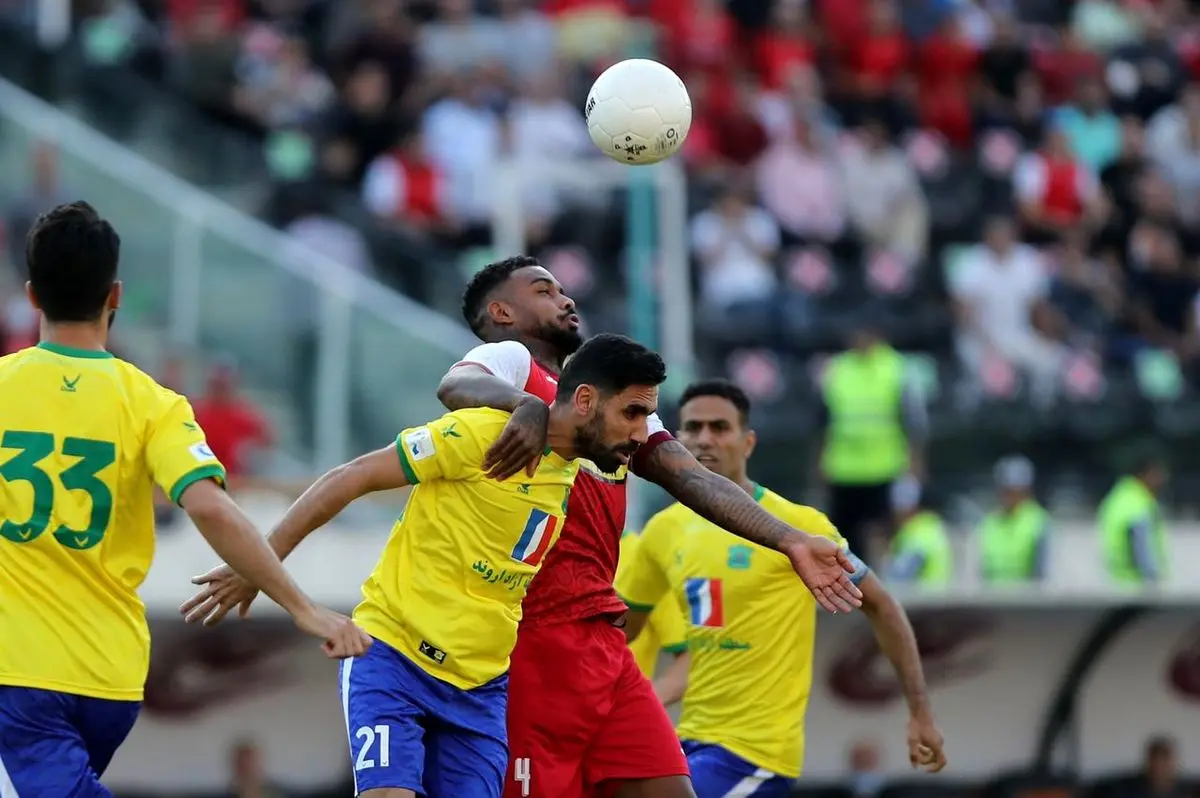 پرسپولیس موقتا به صدر برگشت