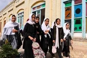 بازگشایی مدارس دخترانه در غرب افغانستان