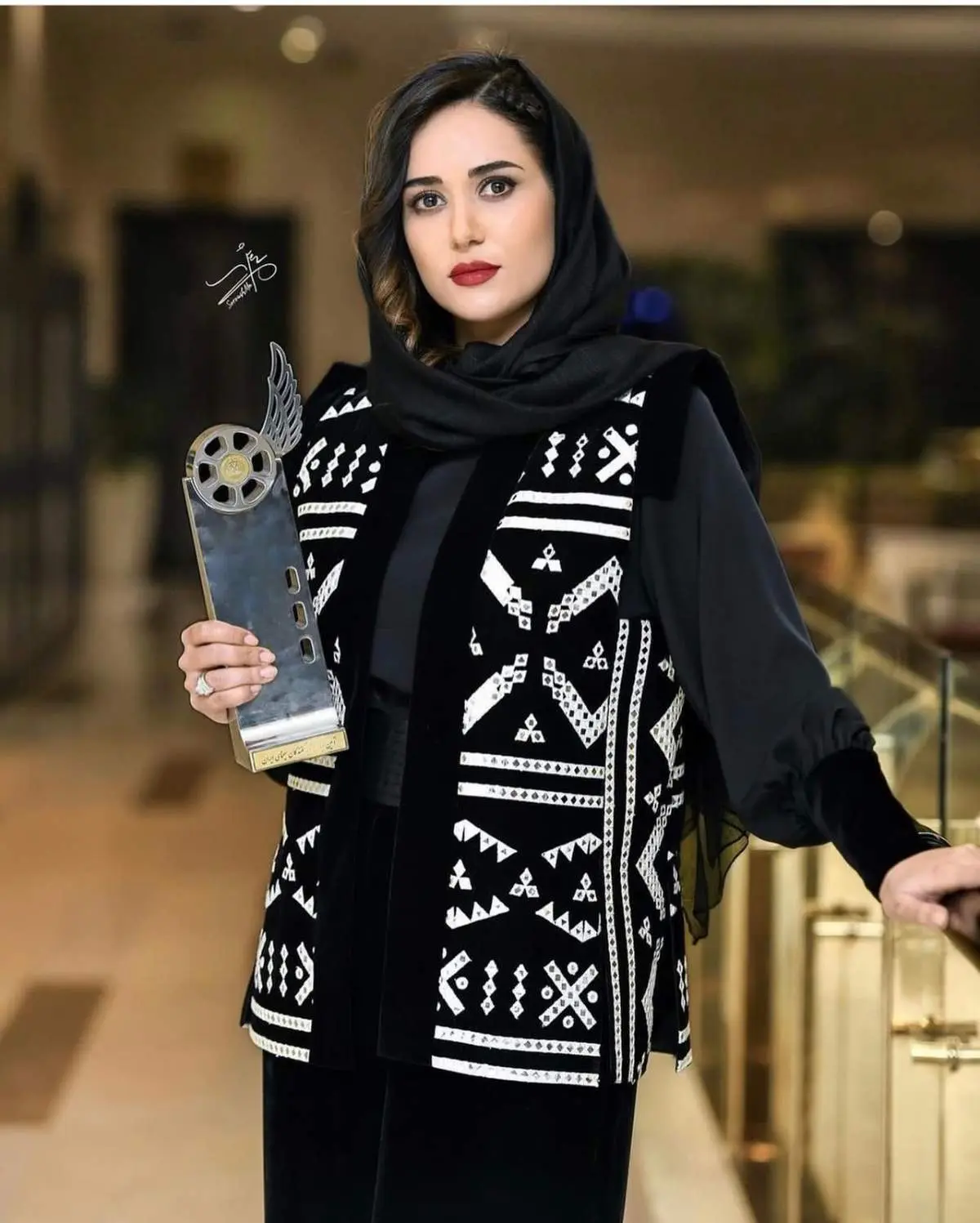 پریناز ایزدیار و سعید روستایی در اولین اکران «زن و بچه»