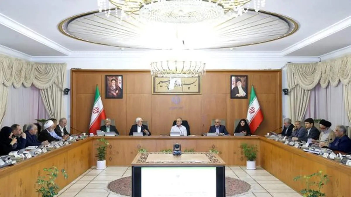 گفت‌وگوی تلفنی پزشکیان با استاندار مازندران درمورد میانکاله