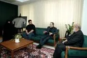 عراقچی به منزل سردار حاجی زاده رفت 