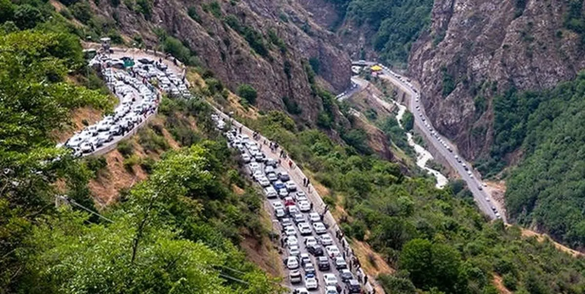 احتمال ریزش سنگ در جاده چالوس