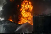 فیلمی از لحظه آتش گرفتن یک پالایشگاه+ببینید