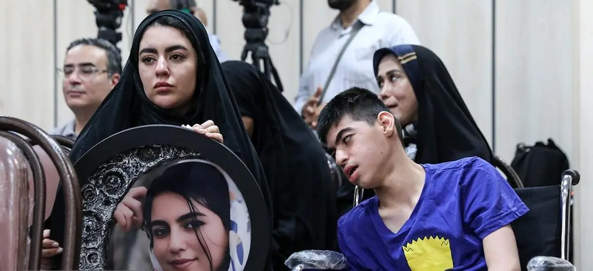 اشک های جانگداز برادر معلول الهه حسین‌نژاد در دادگاه/ تصاویر
