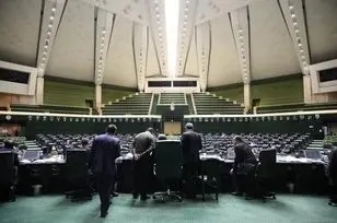 از حرمت شکنی در بیت رهبری تا چوب لای چرخ دولت گذاشت 