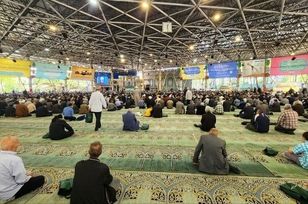 سایت محسن رضایی به حضور کاظم صدیقی در نماز جمعه تهران انتقاد کرد