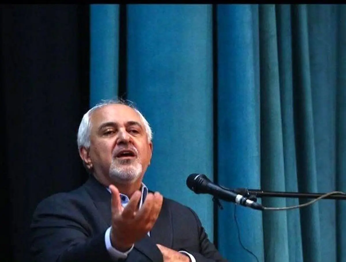 ظریف: مهمترین عامل بازدارندگی ایران در برابر مخالفین خارجی همین مردم هستند/ یاد گرفتم لازمه انقلابی بودن دور ریختن افراد نیست 