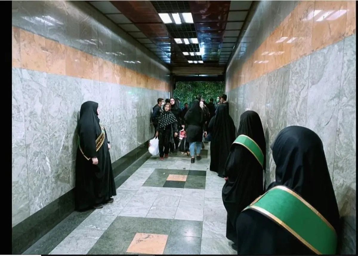 واکنش جالب مجری تلویزیون به  تونل وحشت در مترو+ ببینید 