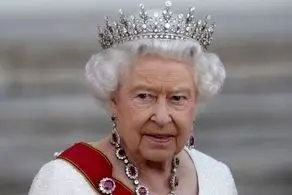 ملکه انگلیس فلج شد؟/ ولیعهد به جای ملکه می‌آید