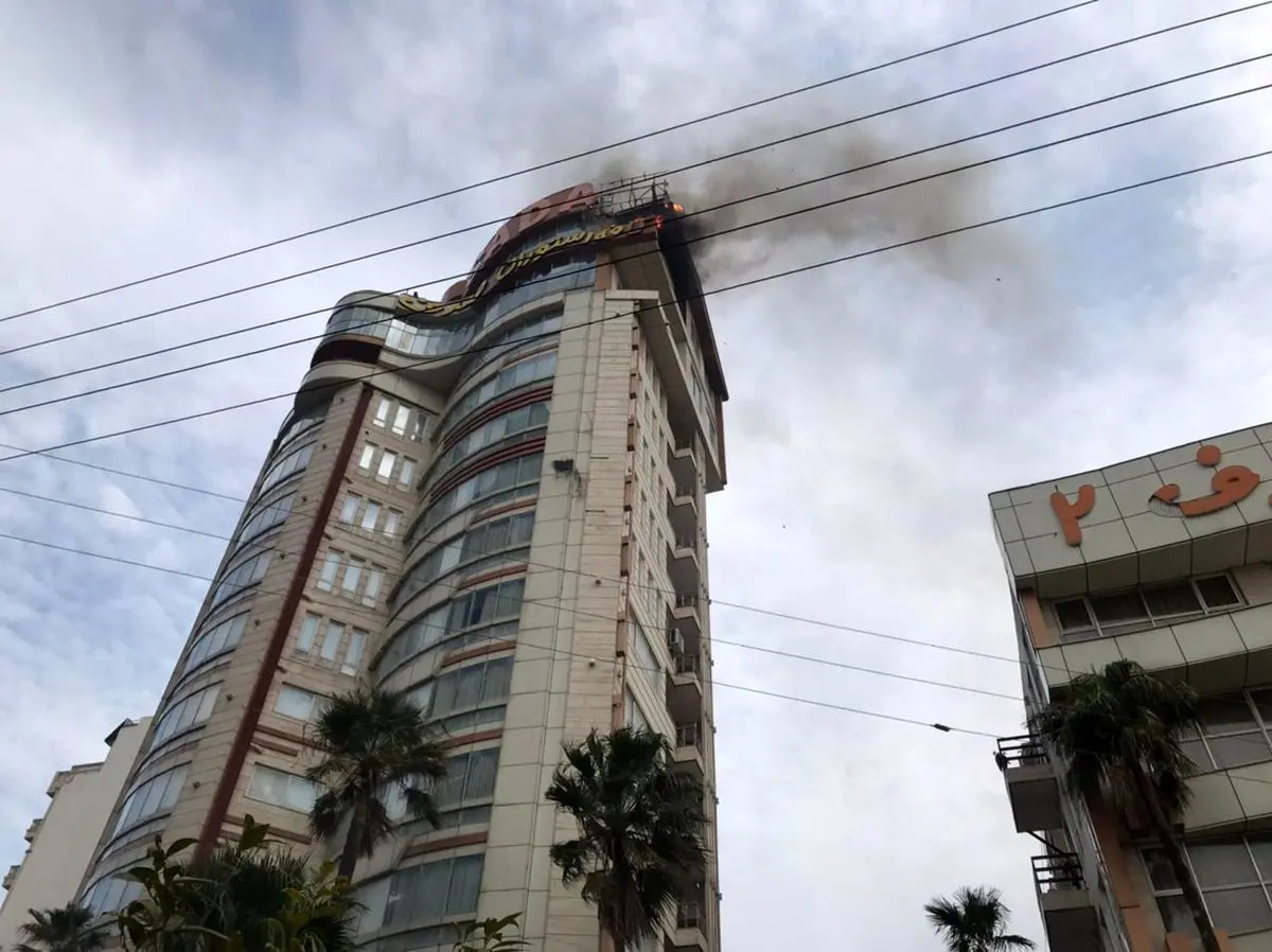 آتش سوزی مهیب در هتل صدف محمودآباد!+ فیلم
