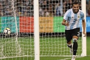 دفاع معروف آرژانتینی بازی با پرسپولیس را از دست داد