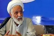 امام جمعه اصفهان در انتقاد از عمامه پرانی: همه تقصیرها گردن روحانیت نیست