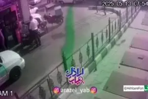 ویدئویی از حمله یکی از اراذل و اوباش تهران به مردم در پمپ بنزین+ببینید