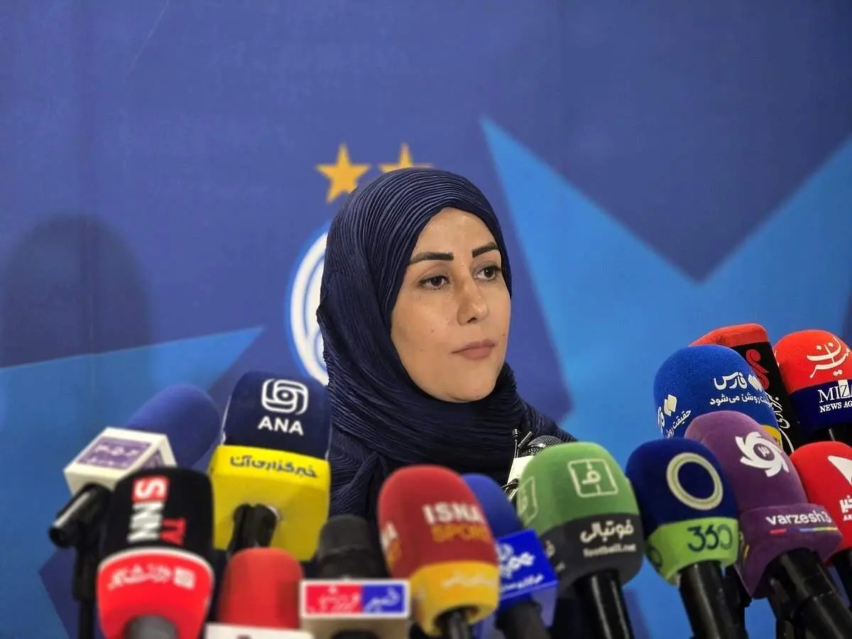 واکنش تند سخنگوی استقلال به توئیت جنجالی آذری جهرمی!