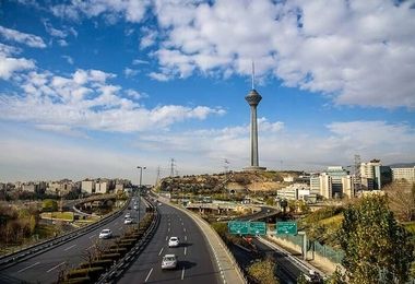 طوفانی شدید در تهران؛ دمای هوا به ۴۰ درجه می‌رسد!