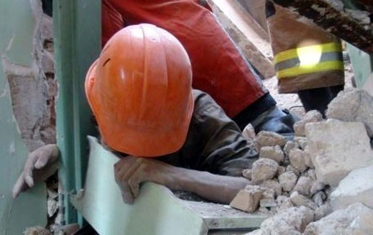 مرگ یک کارگر ساختمانی بر اثر سقوط سازه بتنی