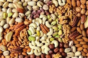 هشدارِ وجود نوعی سمِ خطرناک در آجیل‌ها