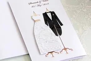 کارت عروسی جالب زوج جوان محلاتی همه را شوکه کرد!+عکس
