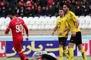 پرسپولیس از سپاهان و استقلال عقب افتاد