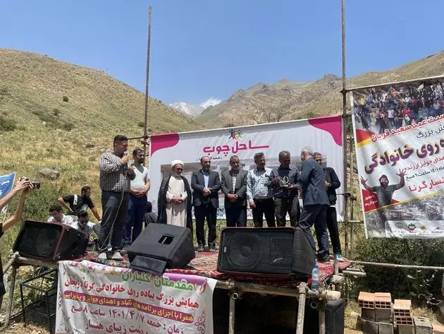 پیاده روی صبجگاهی در روستای گرنا