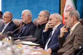 پزشکیان: هیچ‌کس نباید با شکم گرسنه شب سر بر بالین بگذارد/ تهران با کاهش شدید منابع آبی مواجه است