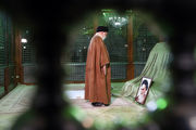 حضور رهبری در مرقد امام خمینی (ره) و مزار شهدا