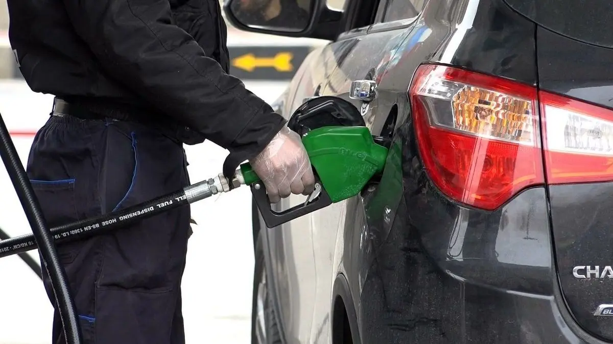 کاهش 15 درصدی مصرف بنزین در محدودیت‌های کرونایی