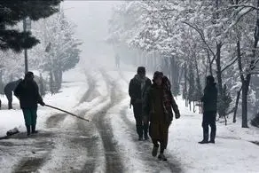 مردم خوی در سرمای زیر ۱۰ درجه هستند