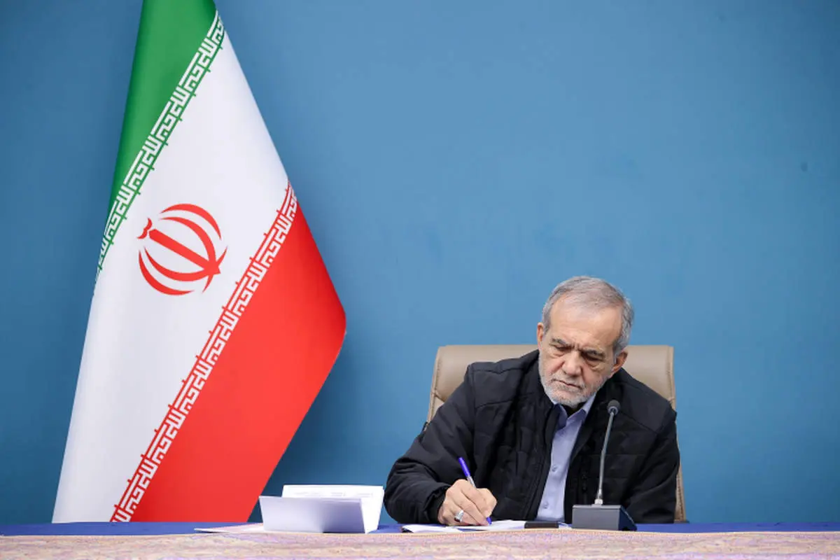 پیام تبریک دکتر پزشکیان به مناسبت قهرمانی تیم ملی وزنه‌برداری نوجوانان کشورمان
