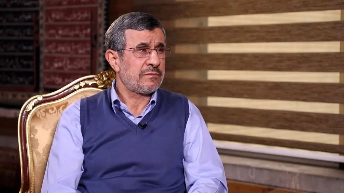  جنجال‌های ادامه‌دار آقای خاص| سفر احمدی‌ نژاد به کشور مخالف آتش‌بس در غزه!