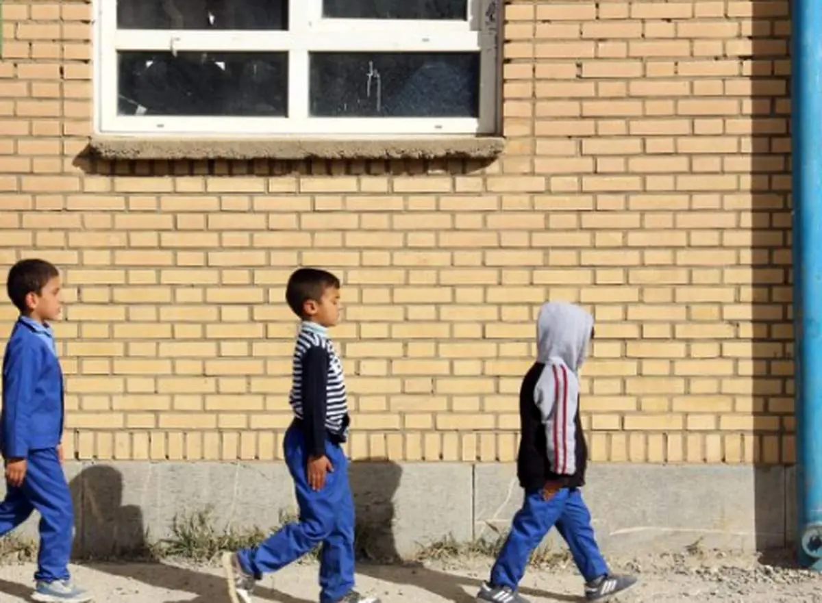 پاسخ خنده دار دانش آموز عشق ازدواج به سوال امتحان ادبیاتش حماسه ساز شد/ تصویر