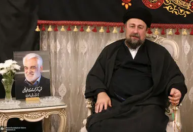 حضور یادگار امام در منزل شهید طهرانچی