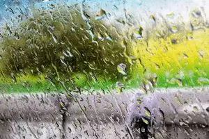 بارش برف شدید دوشنبه و سه‌شنبه (۸ و ۹ اردیبهشت) در این مناطق کشور/ کولاک در جاده ها