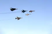 پرواز جنگنده ها در آسمان تهران+ببینید