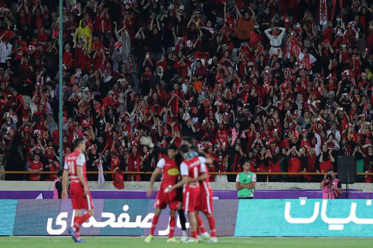 هوادار - پرسپولیس؛ دستگردی، بدون تماشاگر!