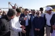 بازدید وزیر صمت از خط انتقال آب دریای عمان به سیستان و بلوچستان