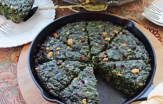 طرز تهیه کوکو سبزی خوش طعم برای شام امشب