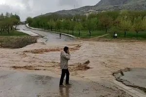 بارش شدید باران به روستای بالنگه املش خسارت سنگین زد + ببینید 