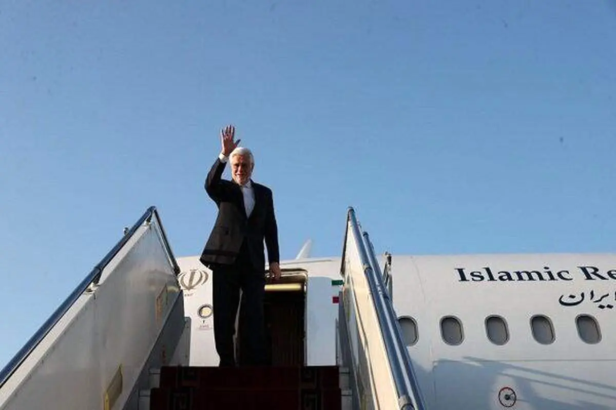 حضور سرزده معاون رئیس جمهور در ورزشگاه محبوب تراکتور!