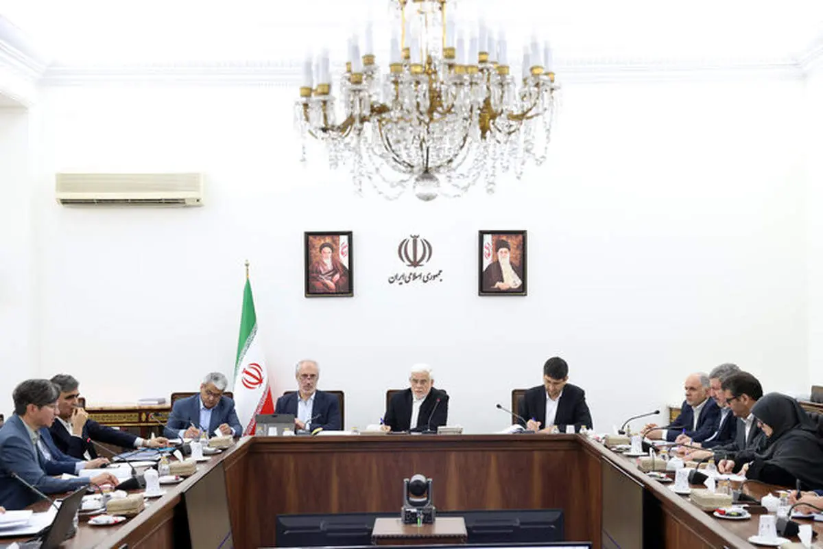 عارف: رفع ناترازیهای کشور با جدیت پیگیری میشود