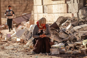 در سوریه چه خبر است؟| تصاویر بزرگ بشاراسد پایین‌ کشیده و پاره شدند