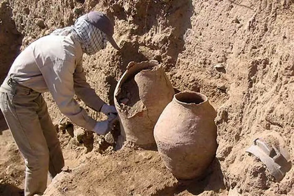 این دزد آثار باستانی دستگیر شد